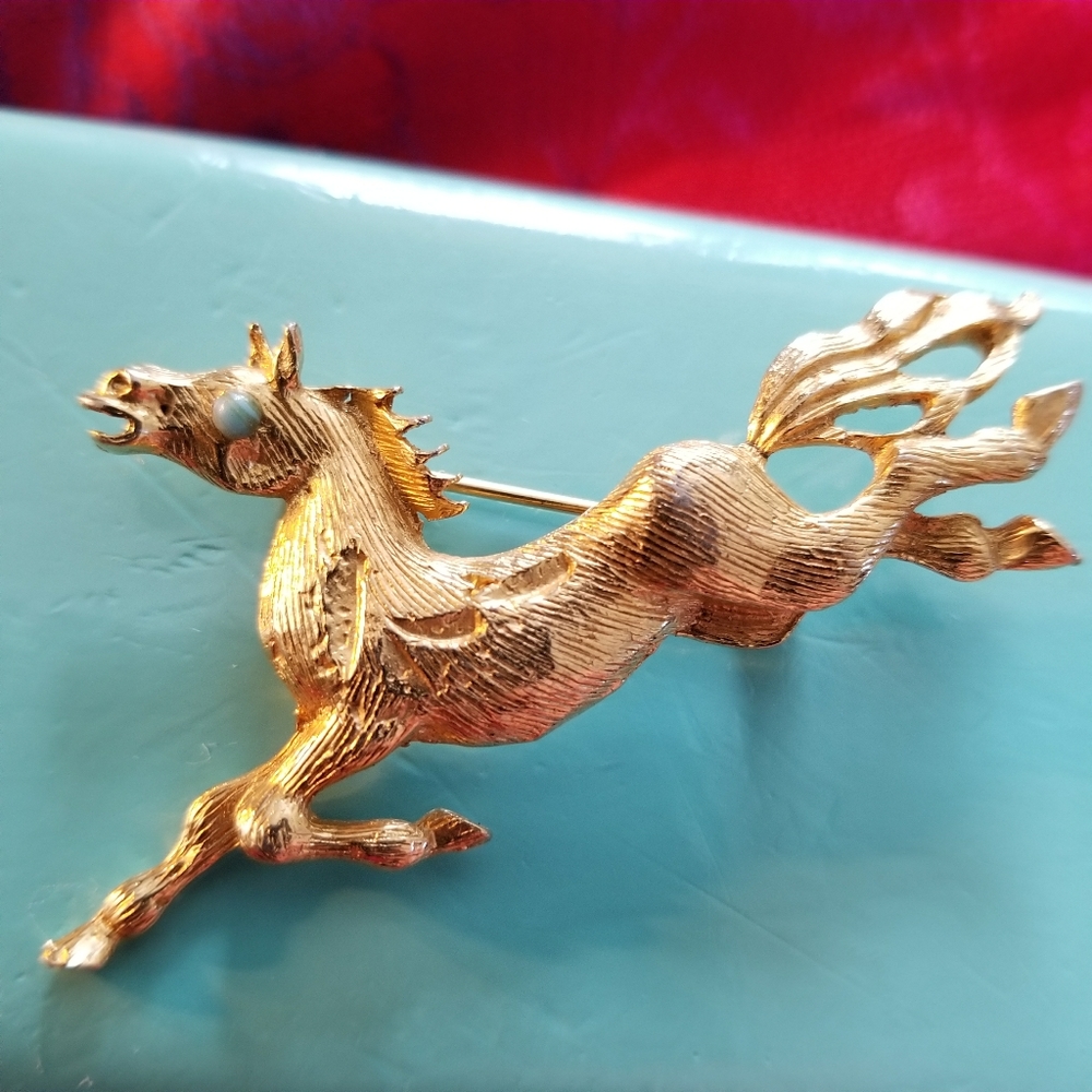 Vintage Schuberth horse brooch gold tone Pin blue equestrian pony